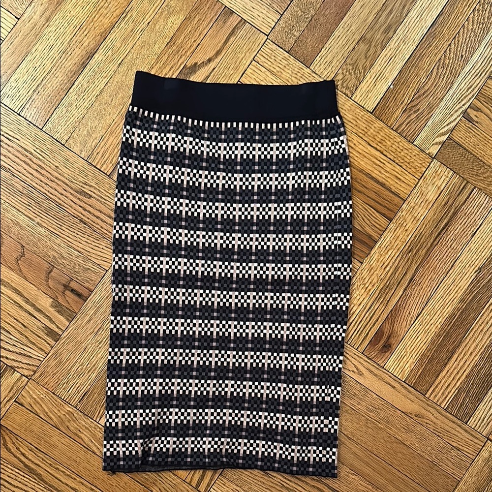 Ann Taylor Black, Pink, and White Stretchy Pencil Skirt Knee-Length